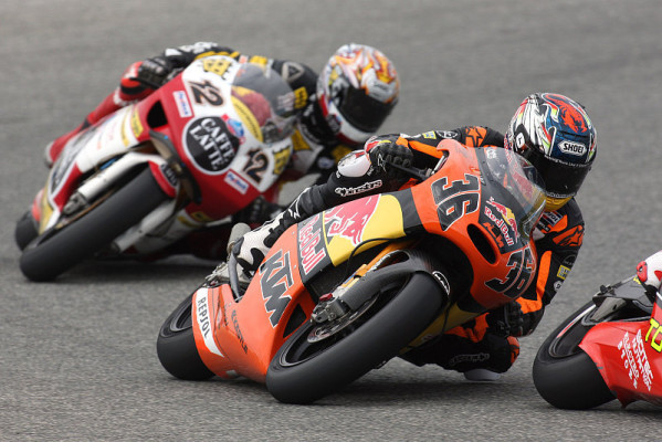 Aoyama auf Freitagspole: KTM geht nicht leise