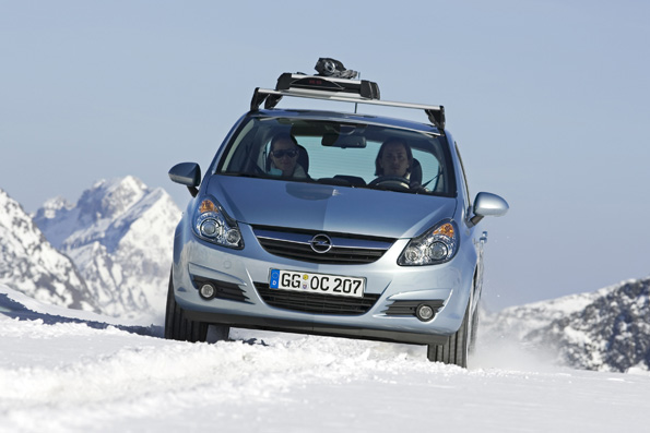 Sicher durch die kalte Jahreszeit! Mit auto.de und Opel gut gerüstet für Herbst und Winter. Tipp 1: Auf Winterreifen umsteigen!