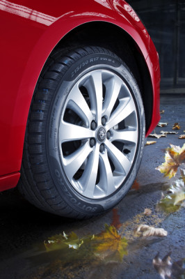 Sicher durch die kalte Jahreszeit! Mit auto.de und Opel gut gerüstet für Herbst und Winter. Tipp 2: Vorausschauend fahren!