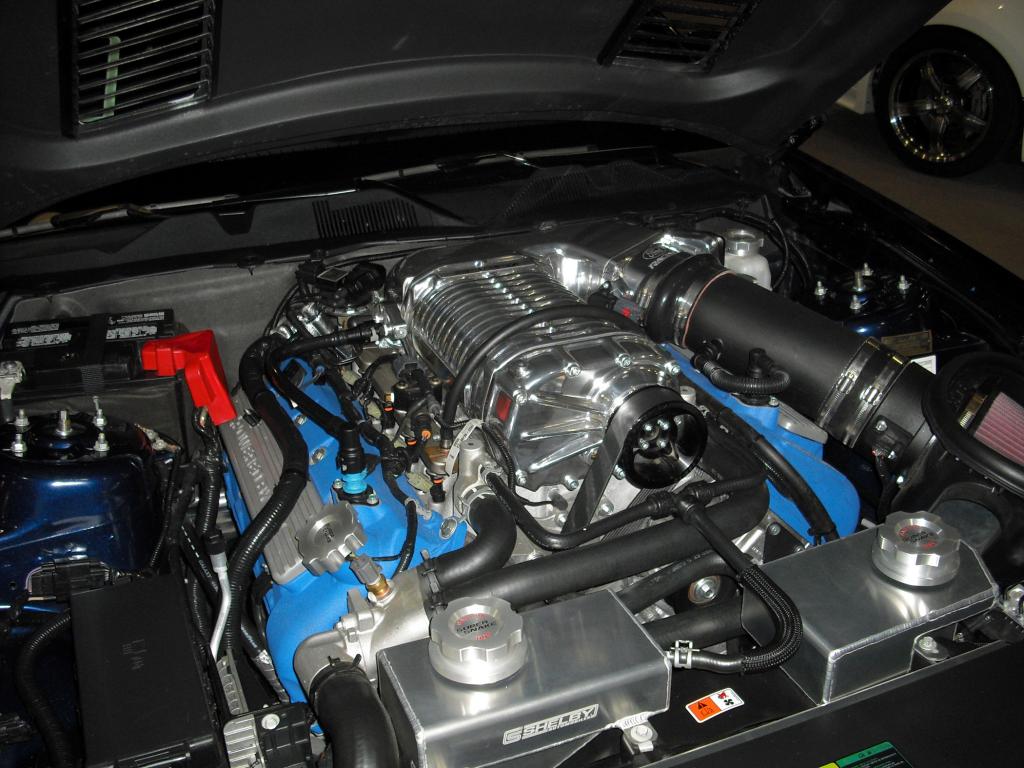 Die Standard-Aufrüstung endet bei 750 PS und einem Drehmoment von 799,2 Newtonmetern. Zusätzliche 50 PS entstehen, wenn man das 