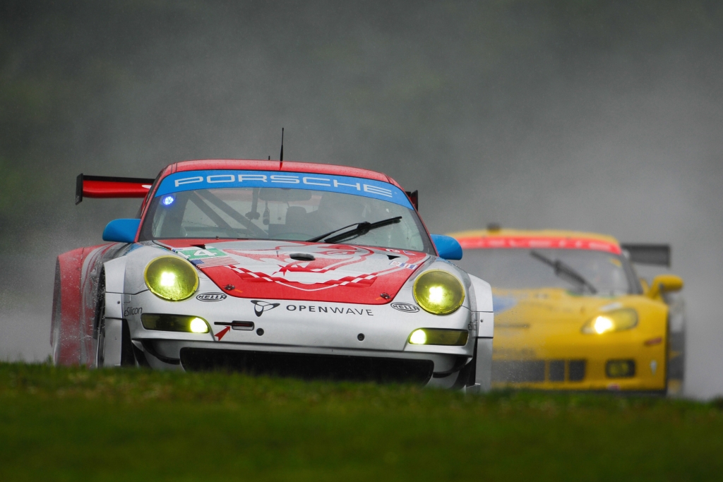 Die Automarke, die bei den Rennserien sonntags ganz oben auf dem Treppchen steht, verkauft am Montag ordentlich.