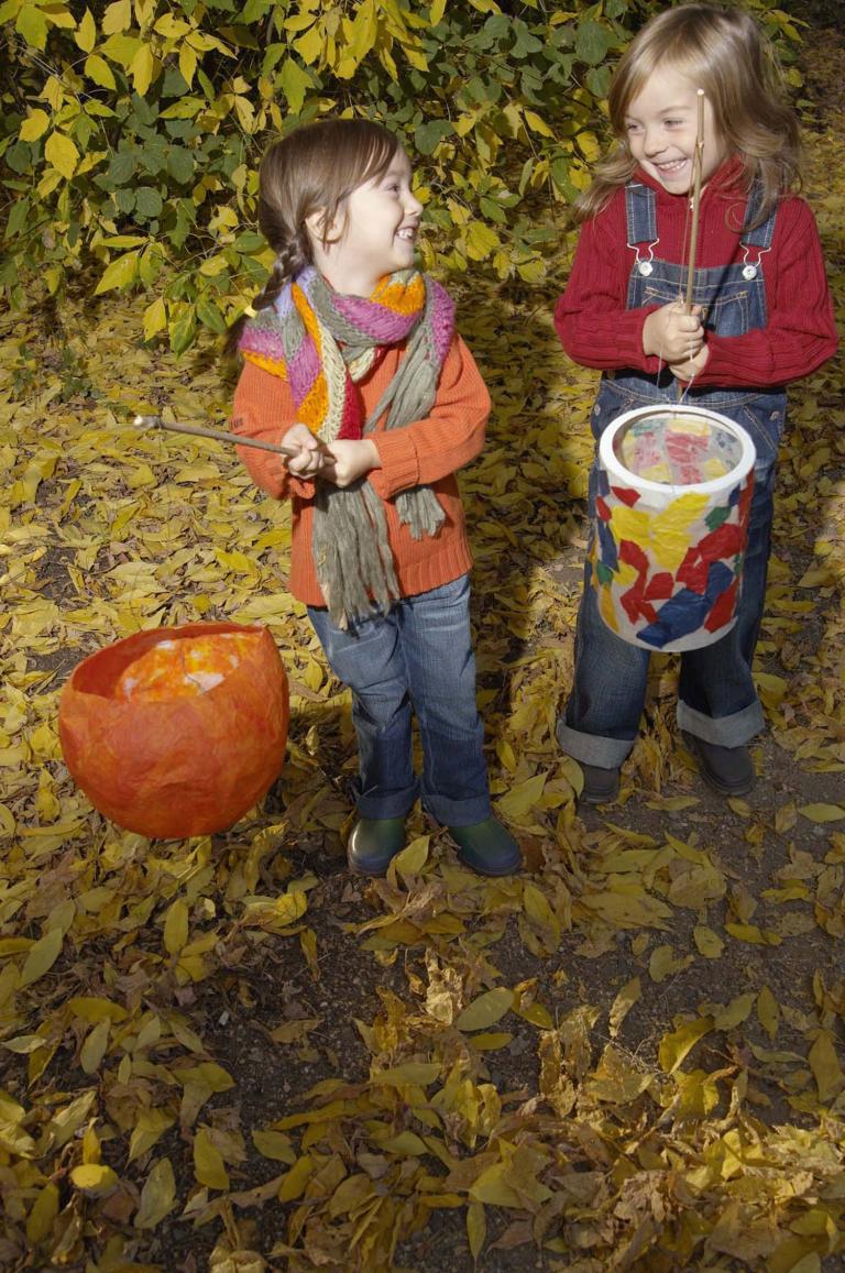 Sankt-Martin-Umzug - Vorsicht, Fackelträger!
