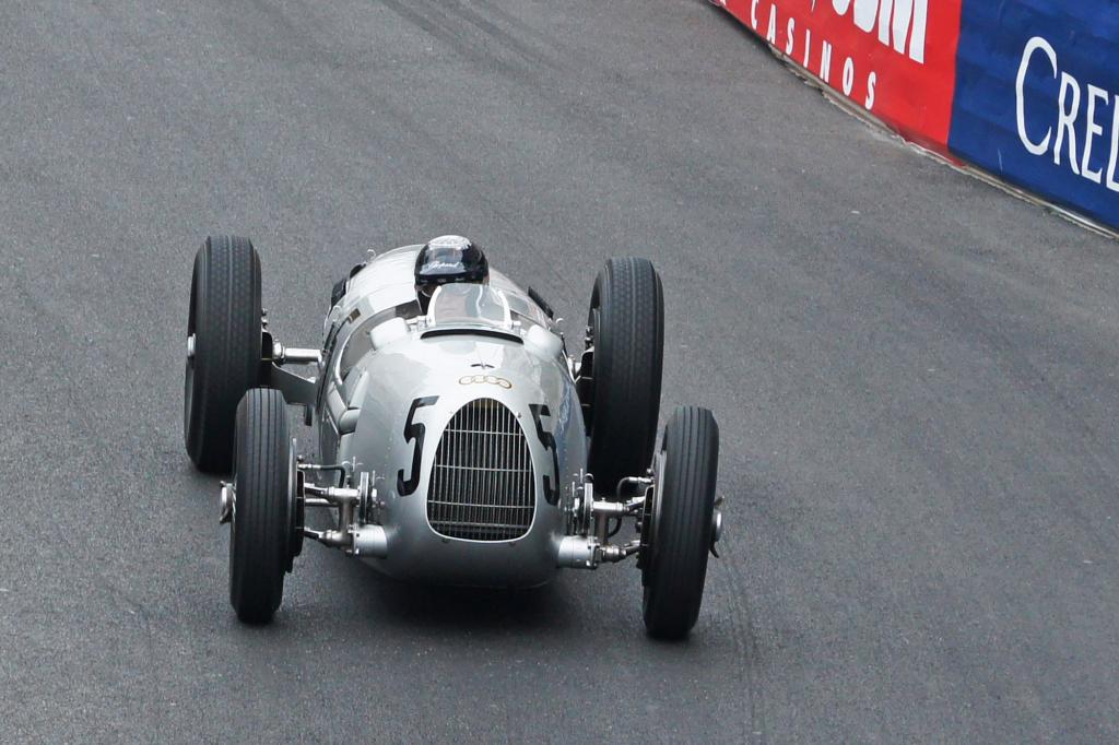 Panorama: Grand Prix Monaco Historique - Nichts für Herrenfahrer