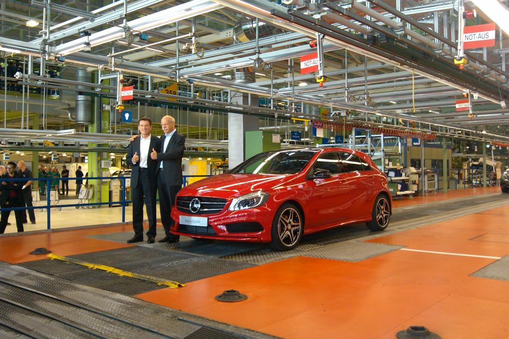 Mercedes A-Klasse Produktionsstart - Montage 4.0, Job Nummer 1, Stunde null