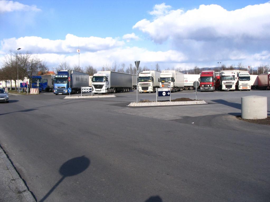 Feiertagsfahrverbote für Brummifahrer oft unchristlich